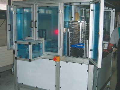 Obudowy maszyn z profili aluminiowych